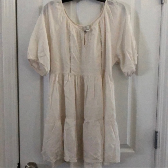 Flowy Peasant Style Dress - Picture 3 of 3
